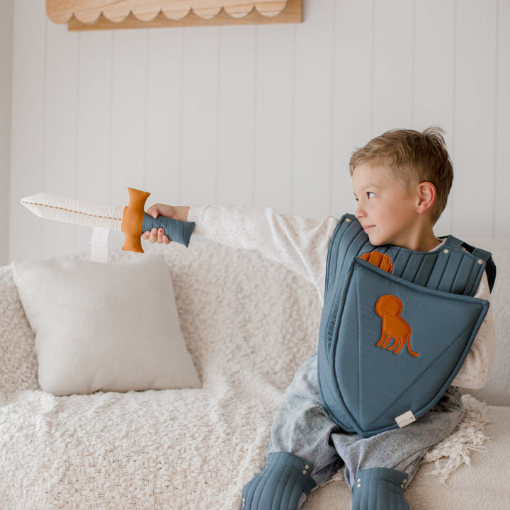 Fabelab - Dress Up - Shield and Sword - Lion