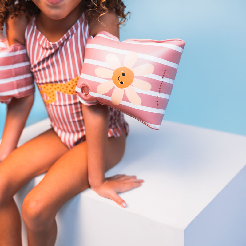 Swim Essentials Inflatable Arm Bands - Daisy Flower, 2-6 yrs