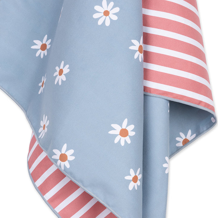 Swim Essentials Luxe Recycled Microfiber Beach Towel, Daisy Flowers, 135 x 65 cm