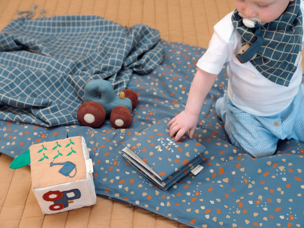 Fabelab - Fabric Cube - My Little Farm