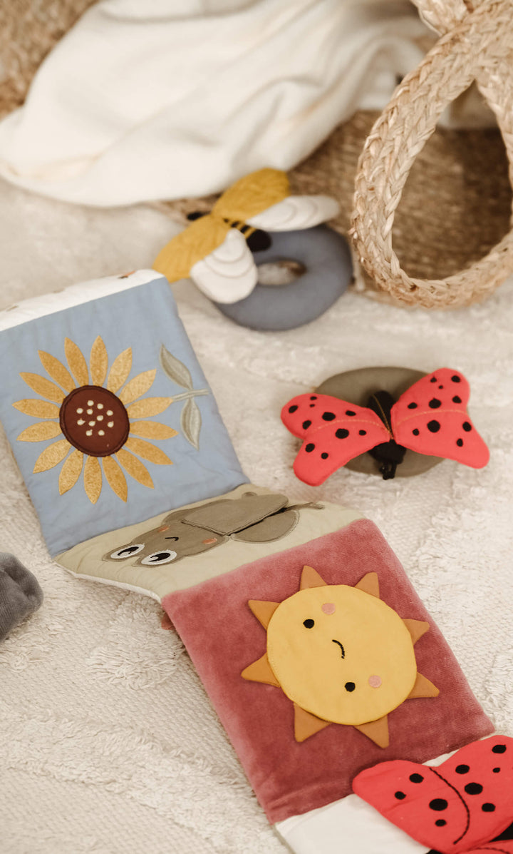 Fabelab Fabric Book - A Day in the Garden