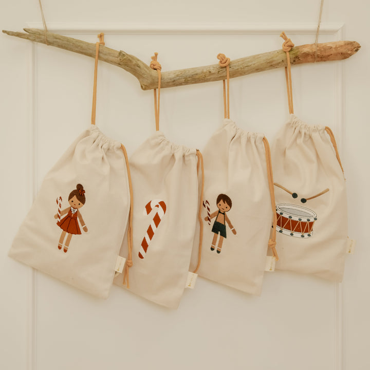 Fabelab Christmas - Gift Bag - Mistletoe embroidery - Natural, 30 cm