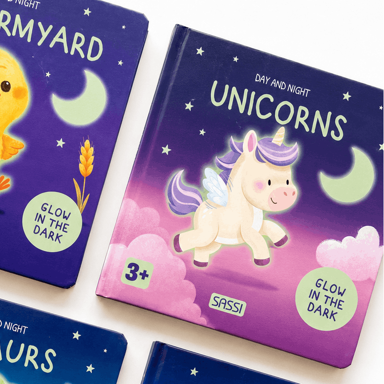 Sassi Board Book - Glow In The Dark - Unicorns