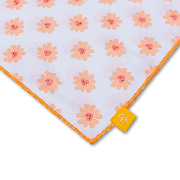 Swim Essentials Luxe Recycled Microfiber Beach Towel, Floral Love, 135 x 65 cm